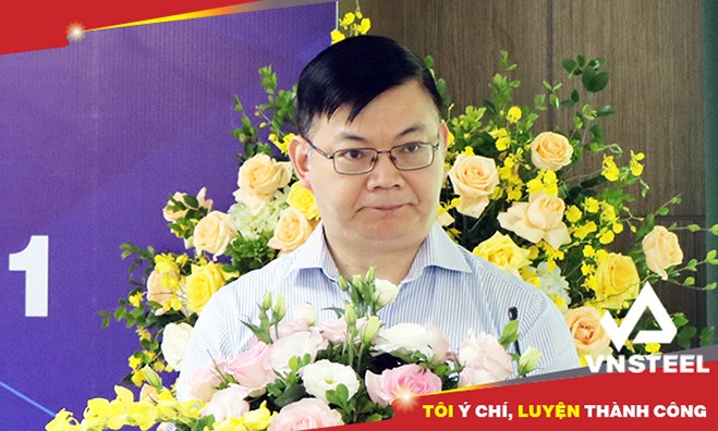 Ông Lê Song Lai - Chủ tịch HĐQT thay mặt Đoàn Chủ tịch công bố về việc thông qua Biên bản và dự thảo Nghị quyết ĐHĐCĐ năm 2021 của Tổng công ty Thép Việt Nam - CTCP