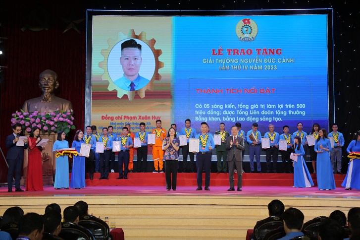 Tổng LĐLĐVN tổ chức Lễ trao Giải thưởng Nguyễn Đức Cảnh lần thứ IV