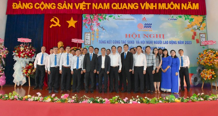 Tôn Phương Nam tổ chức Hội nghị Tổng kết công tác sản xuất kinh doanh và Hội Nghị người lao động năm 2023; triển khai kế hoạch năm 2024