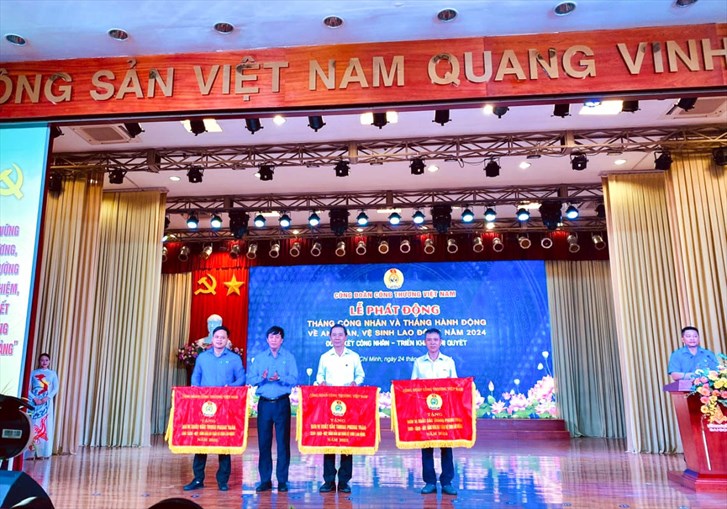 Công đoàn Tổng công ty Thép Việt Nam - CTCP: 2 tập thể và 2 cá nhân được Công đoàn Công Thương Việt Nam khen thưởng