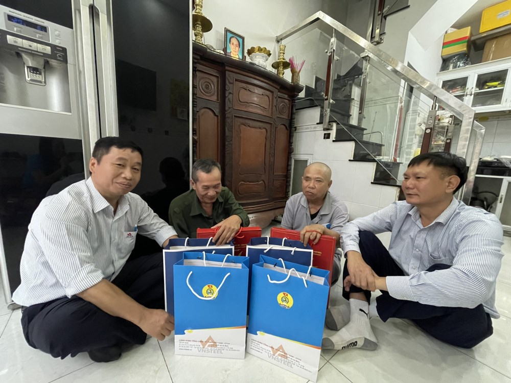 cong-doan-cong-ty-cp-thep-nha-be---vnsteel--dong-hanh-cung-tong-cong-ty-thep-viet-nam-trong-cong-tac-cham-soc--phung-duong-me-vnah-va-thuong-binh_68060329dc25e