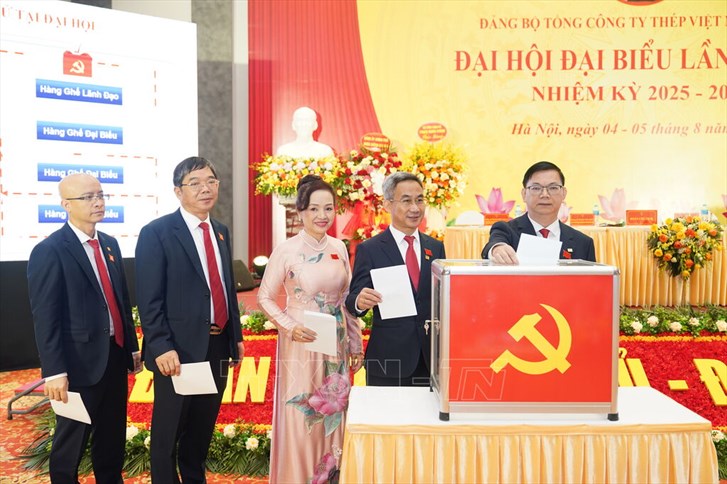 Đại hội Đảng bộ VNSTEEL: Giữ vững vị thế doanh nghiệp hàng đầu ngành thép