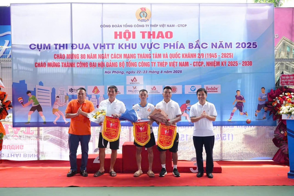 cong-doan-tong-cong-ty-thep-viet-nam-to-chuc-hoi-thao-cum-thi-dua-van-hoa---the-thao-khu-vuc-phia-bac-2025_68ad46fb1aa96