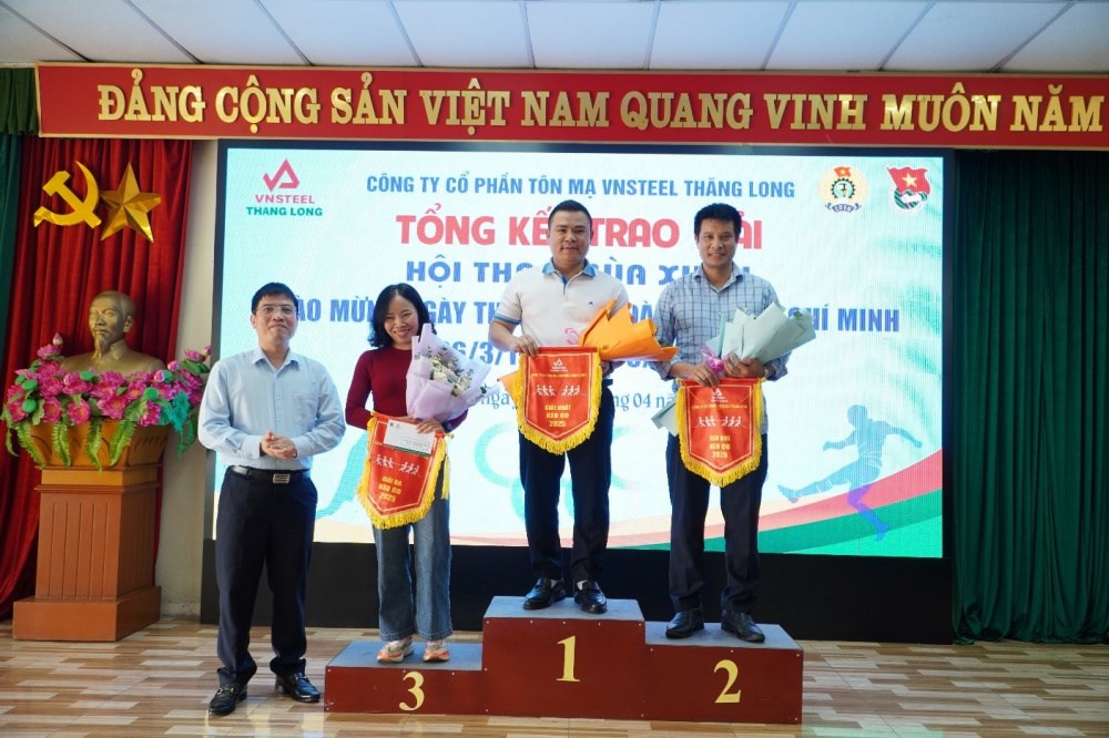ton-ma-vnsteel-thang-long--tang-hieu-qua-doi-thoai-va-thuong-luong-thoa-uoc-lao-dong-tap-the_692abba60f4fa