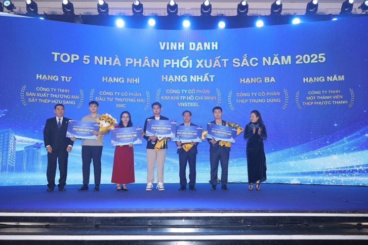 Thép Miền Nam vinh danh hệ thống phân phối, tri ân đối tác, sẵn sàng bứt phá