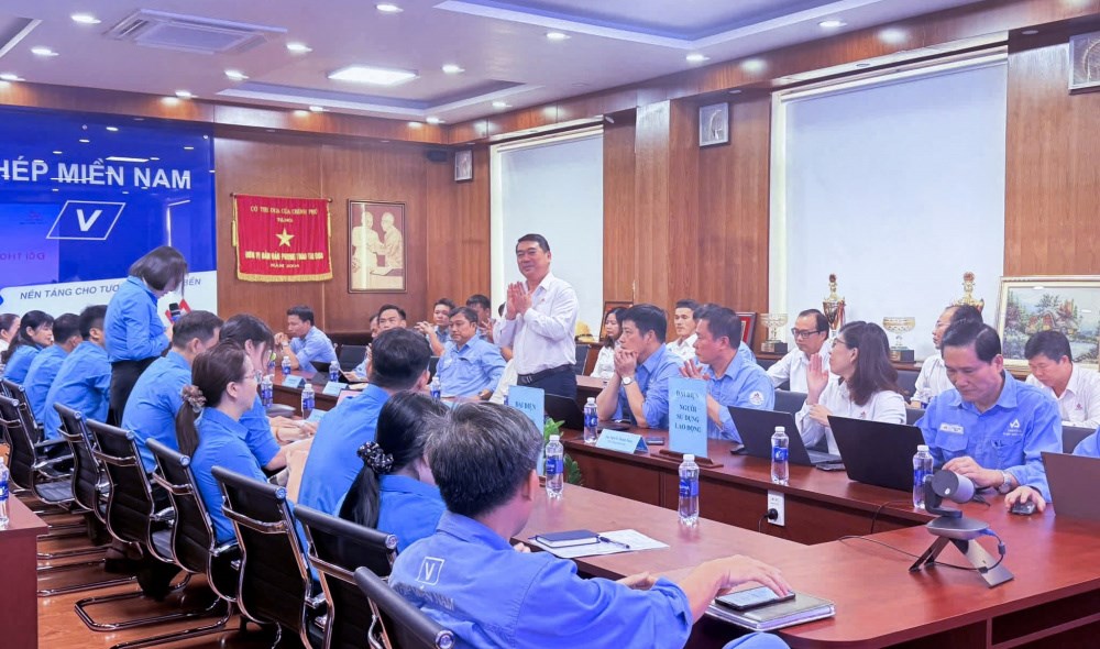 thep-mien-nam--doi-thoai-dan-chu--tao-dong-luc-de-nguoi-lao-dong-cong-hien_6aacb50bc2b11