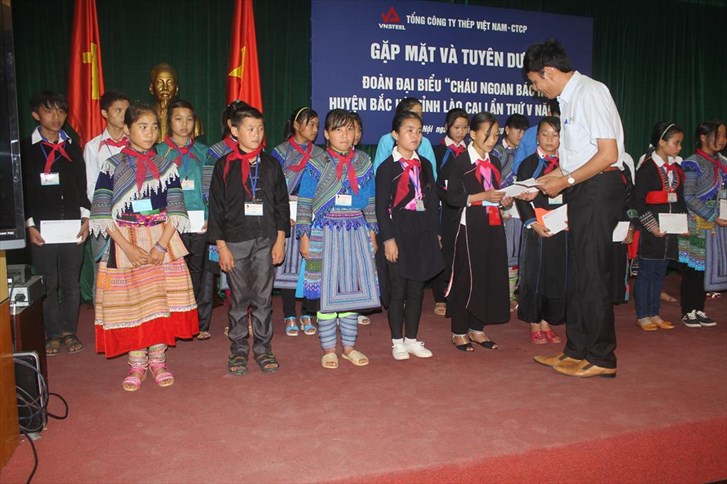 Gặp mặt và tuyên dương Đoàn đại biểu Cháu ngoan Bác Hồ huyện Bắc Hà, tỉnh Lào Cai