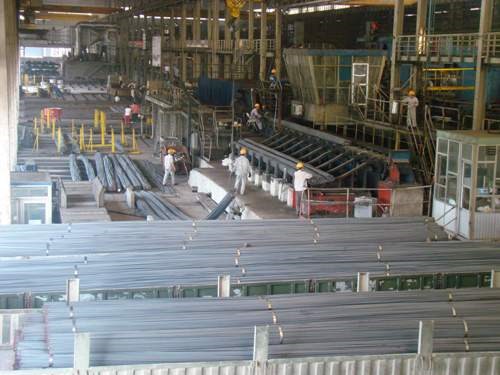 Ngành thép: Xuất một, nhập năm