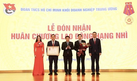Đoàn Khối Doanh nghiệp T.Ư đón nhận Huân chương Lao động hạng Nhì