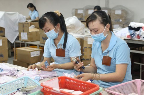 Thay đổi nội dung hợp đồng lao động phải báo trước ít nhất 3 ngày