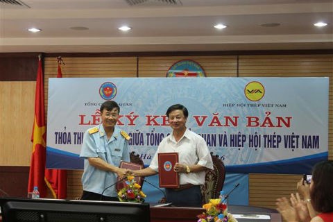 Hải quan tăng cường hợp tác với Hiệp hội thép Việt Nam